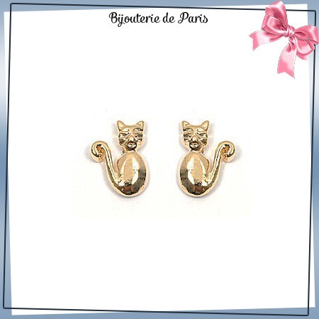 Boucles d'oreilles chat assis plaqué or - La Bijouterie de Paris