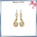 Boucles d'oreilles dormeuses ronde blanche en plaqué or